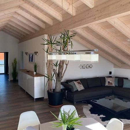Lichtdurchflutete Wohnung Mit Grosser Dachterrasse 브룩뮐 외부 사진