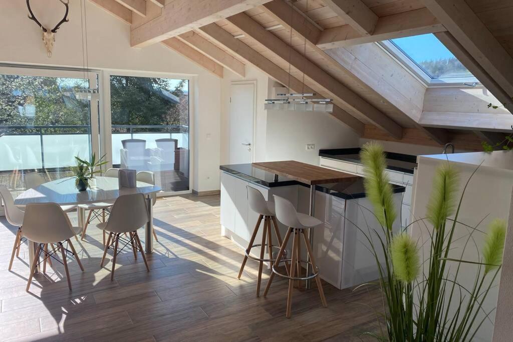 Lichtdurchflutete Wohnung Mit Grosser Dachterrasse 브룩뮐 외부 사진