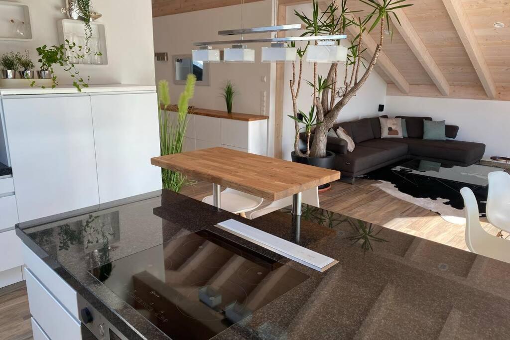 Lichtdurchflutete Wohnung Mit Grosser Dachterrasse 브룩뮐 외부 사진