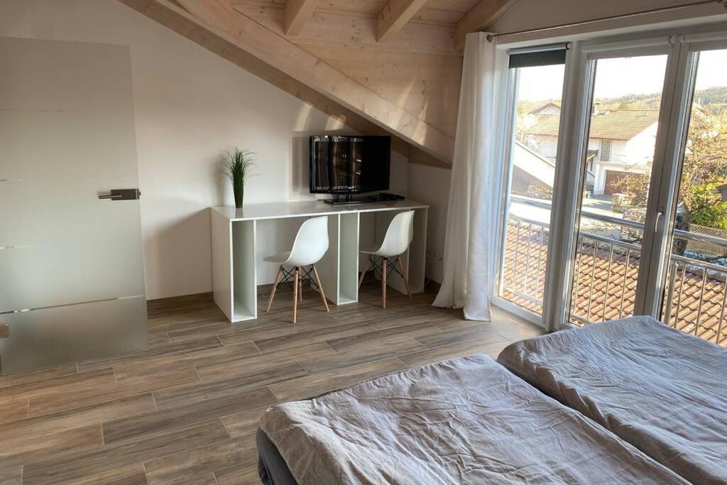 Lichtdurchflutete Wohnung Mit Grosser Dachterrasse 브룩뮐 외부 사진