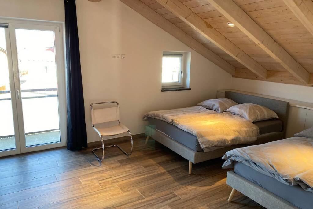 Lichtdurchflutete Wohnung Mit Grosser Dachterrasse 브룩뮐 외부 사진